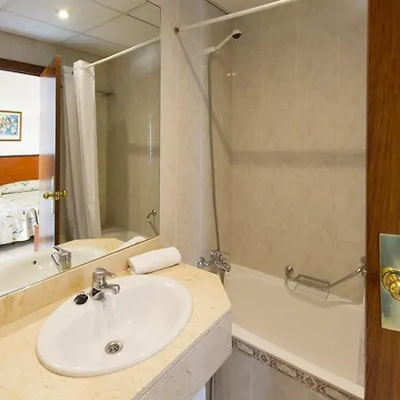 Hsm Reina Del Mar فندق 3*